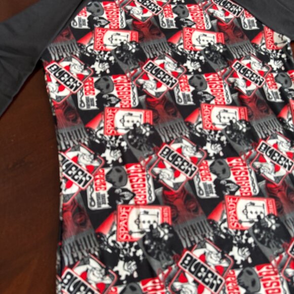 LuLaRoe Randy Tee  NEW size S DisneyVillain Queen of Hearts Alice - Picture 6 of 13